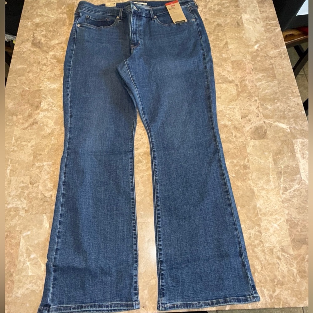 Levi's Stellar Stretch Size 16S Classic Bootcut Women's Jeans Medium Wash NWTS